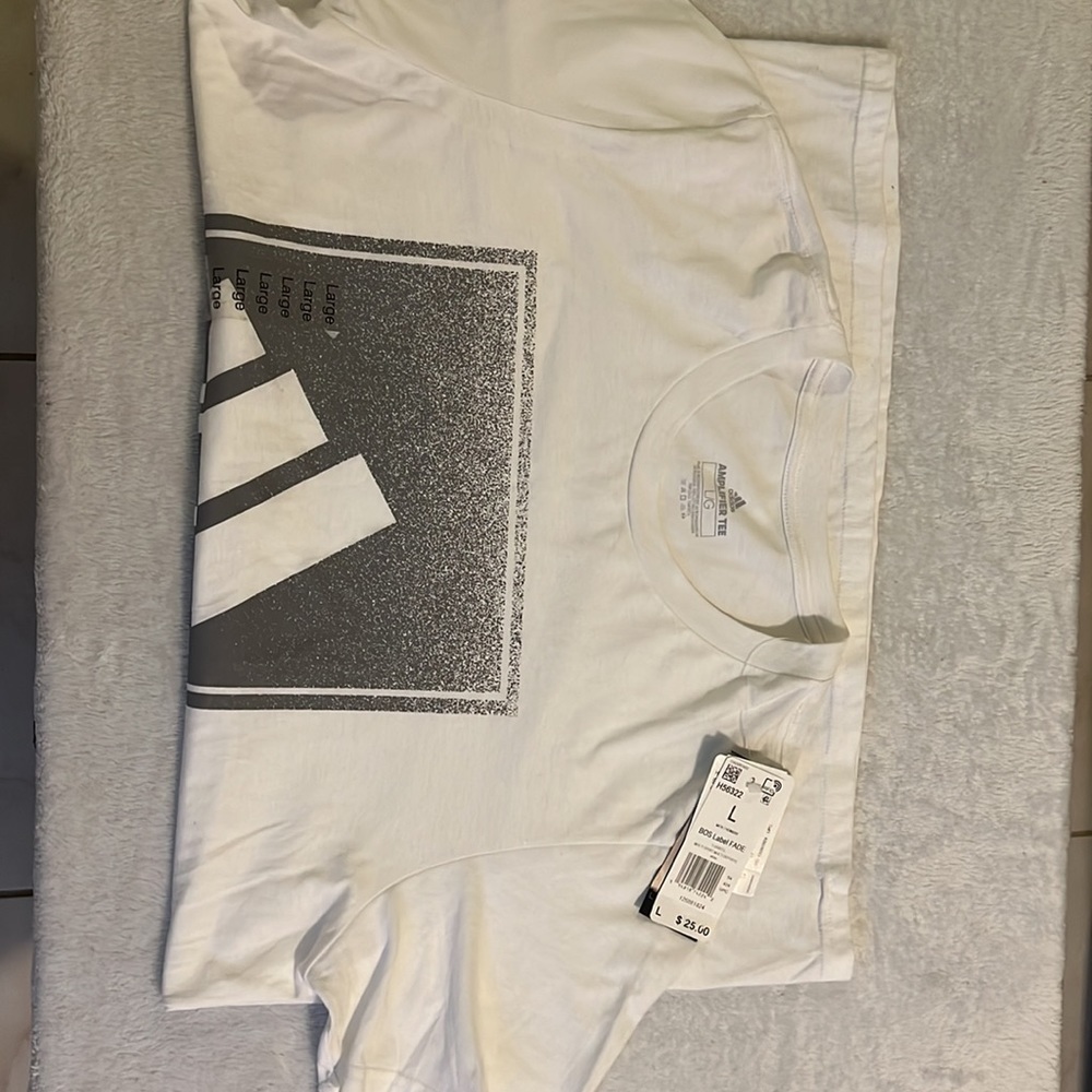 Adidas shirt for men size L - Picture 2 of 3